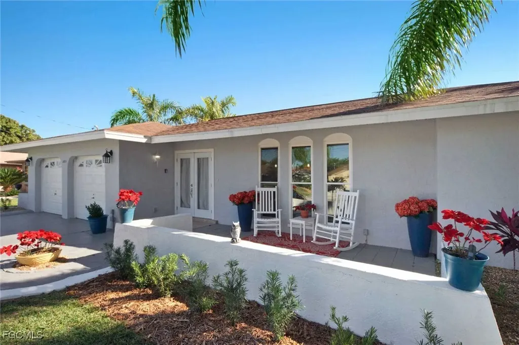 2633 SE 19th Place Cape Coral FL 33904
