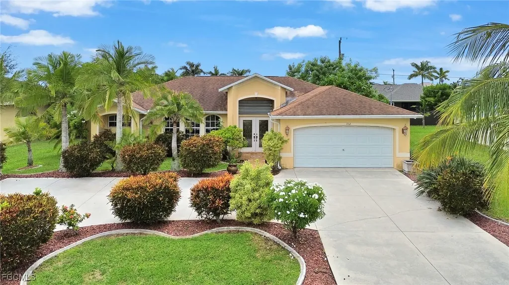 1712 Beach Parkway W Cape Coral FL 33914