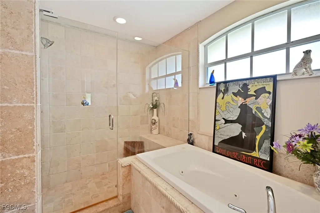 1712 Beach Parkway W Cape Coral FL 33914