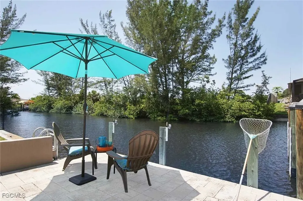 1403 SW 40th Terrace Cape Coral FL 33914