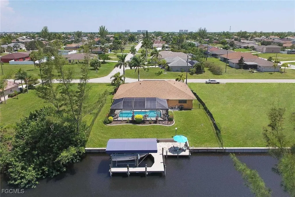 1403 SW 40th Terrace Cape Coral FL 33914
