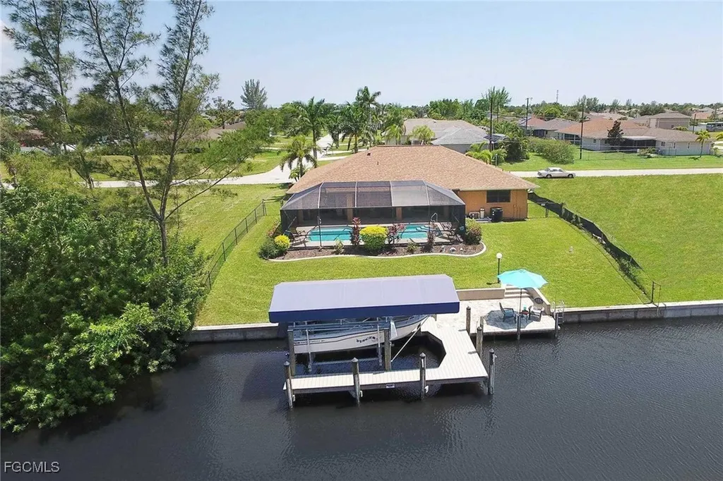 1403 SW 40th Terrace Cape Coral FL 33914