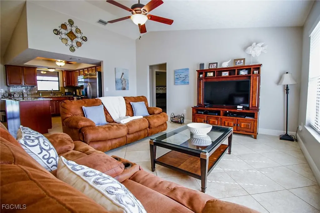 1403 SW 40th Terrace Cape Coral FL 33914