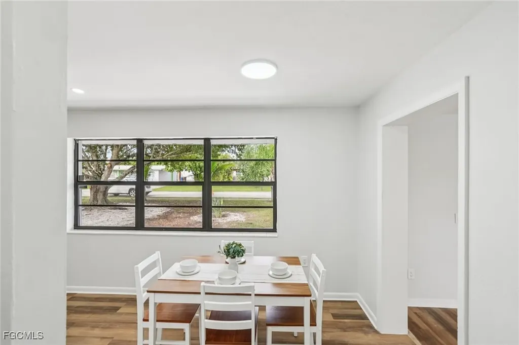 4345 Tufts Avenue Fort Myers FL 33901