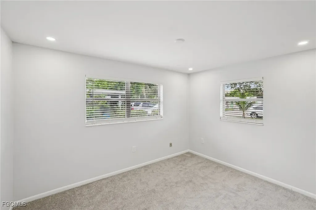 4345 Tufts Avenue Fort Myers FL 33901