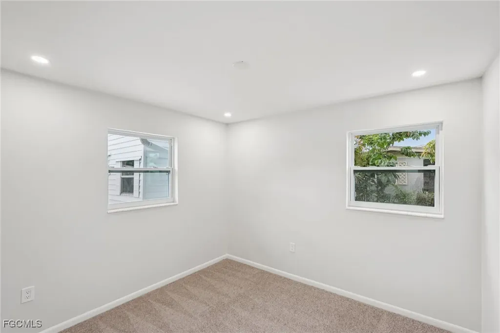 4345 Tufts Avenue Fort Myers FL 33901