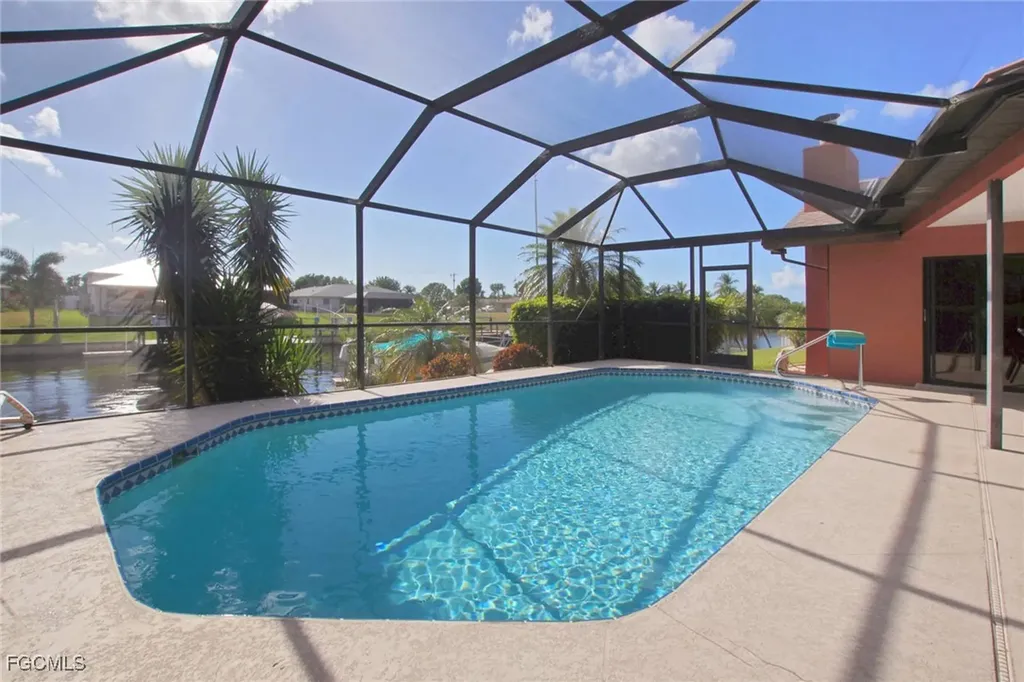 1422 SE 12th Terrace Cape Coral FL 33990