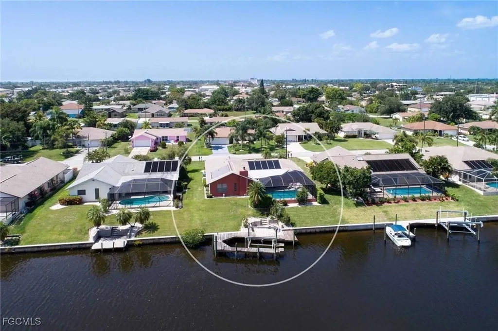 1422 SE 12th Terrace Cape Coral FL 33990