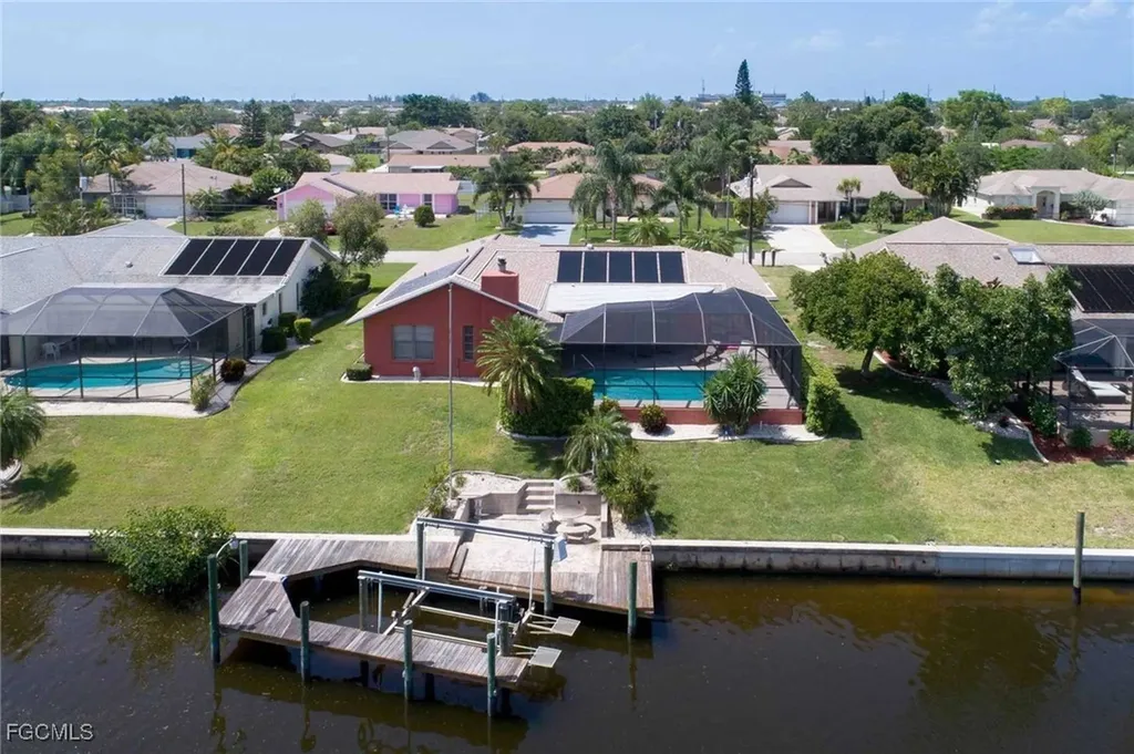 1422 SE 12th Terrace Cape Coral FL 33990