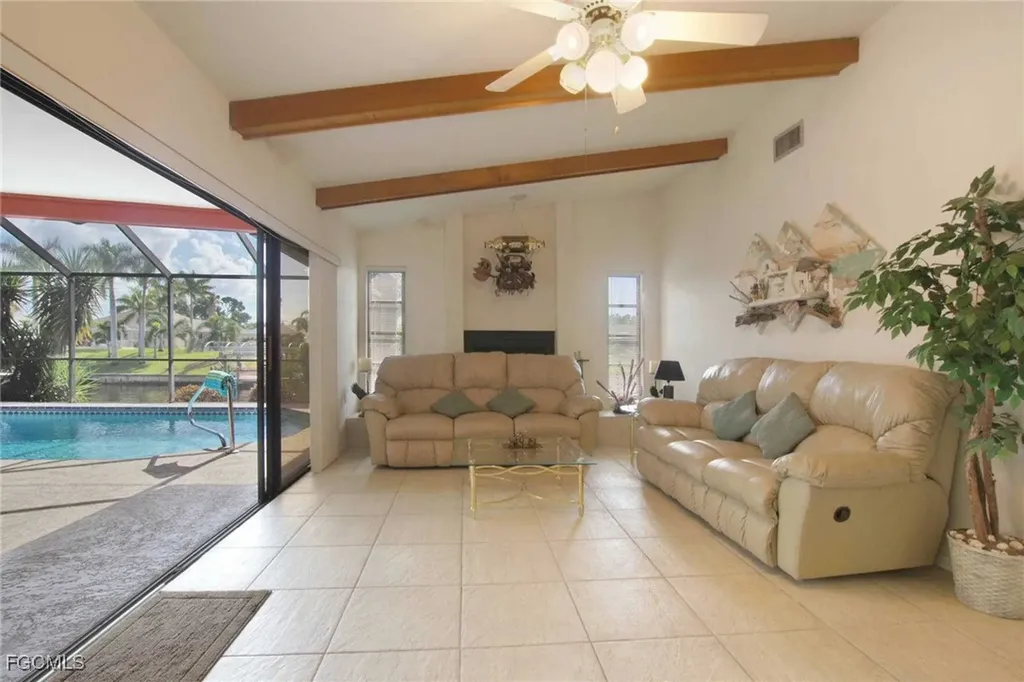 1422 SE 12th Terrace Cape Coral FL 33990