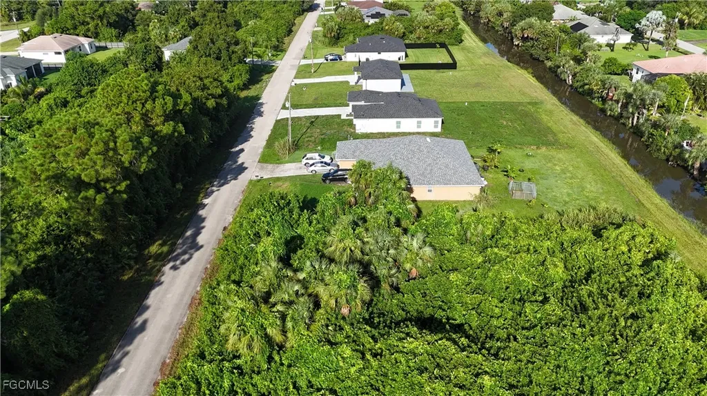 829 Porter Street E Lehigh Acres FL 33974