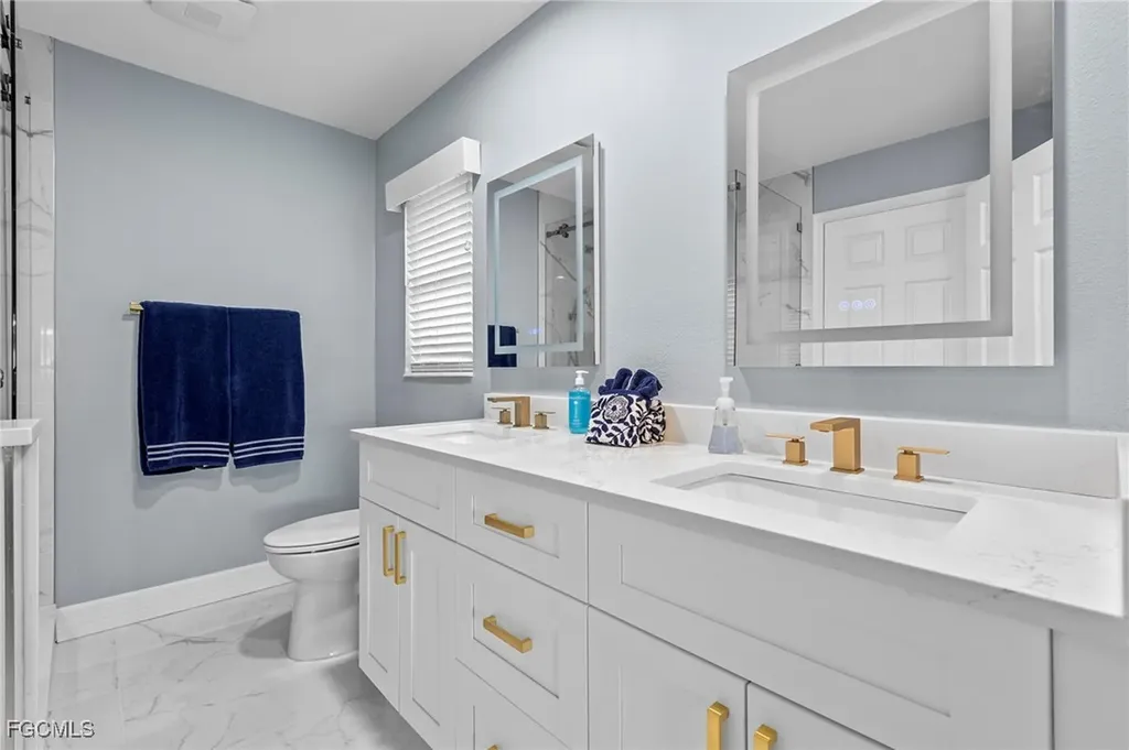 5240 SW 2nd Place Cape Coral FL 33914