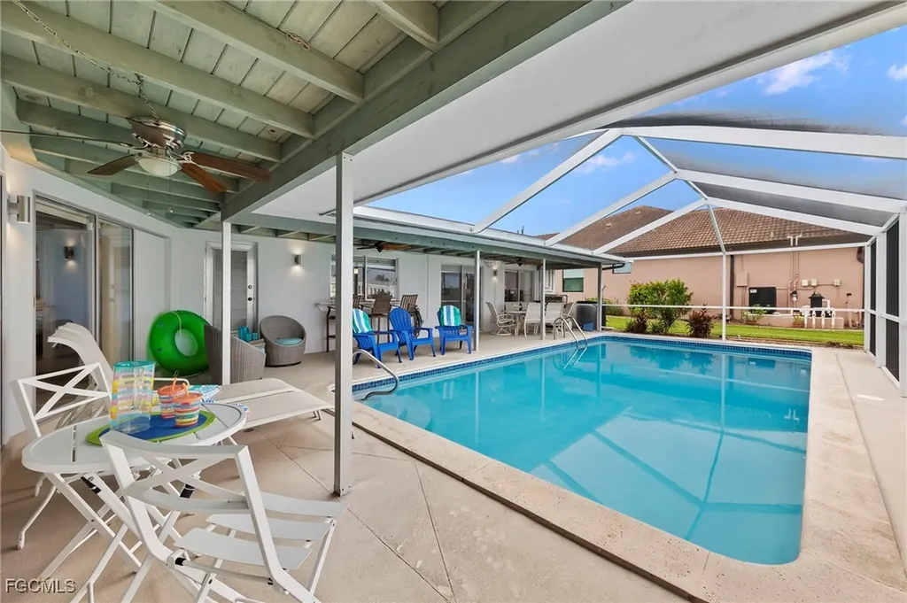 5240 SW 2nd Place Cape Coral FL 33914