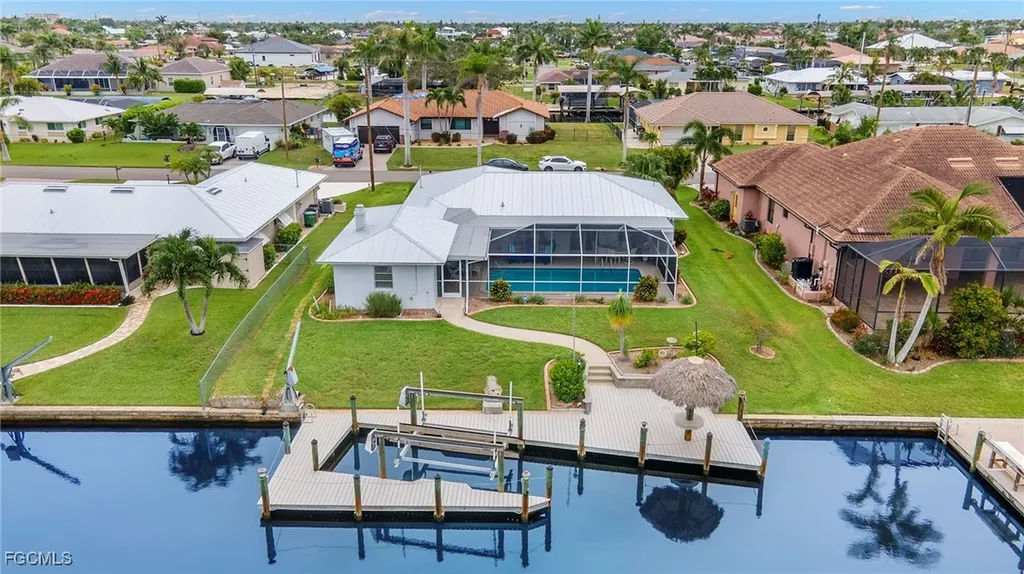 5240 SW 2nd Place Cape Coral FL 33914