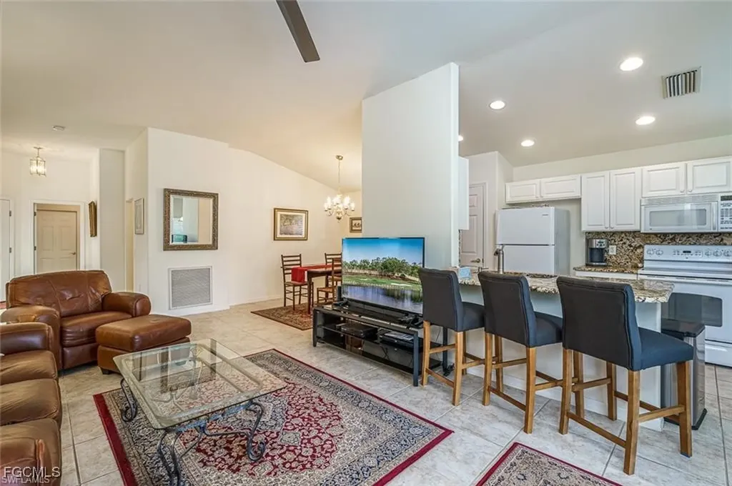 10082 Oakhurst Way Fort Myers FL 33913