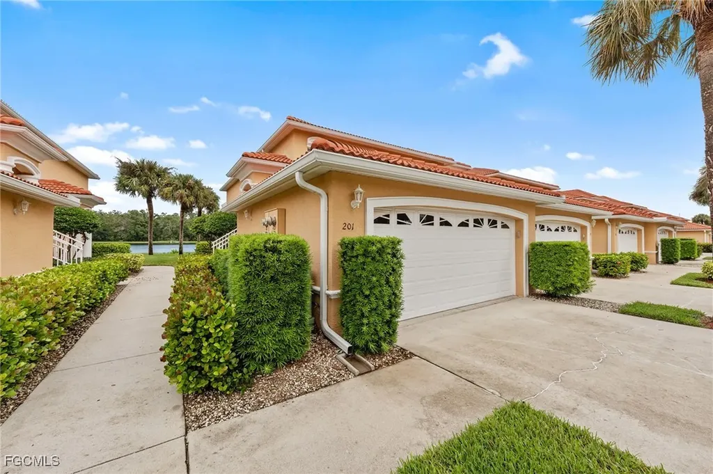 13930 Eagle Ridge Lakes Drive Fort Myers FL 33912