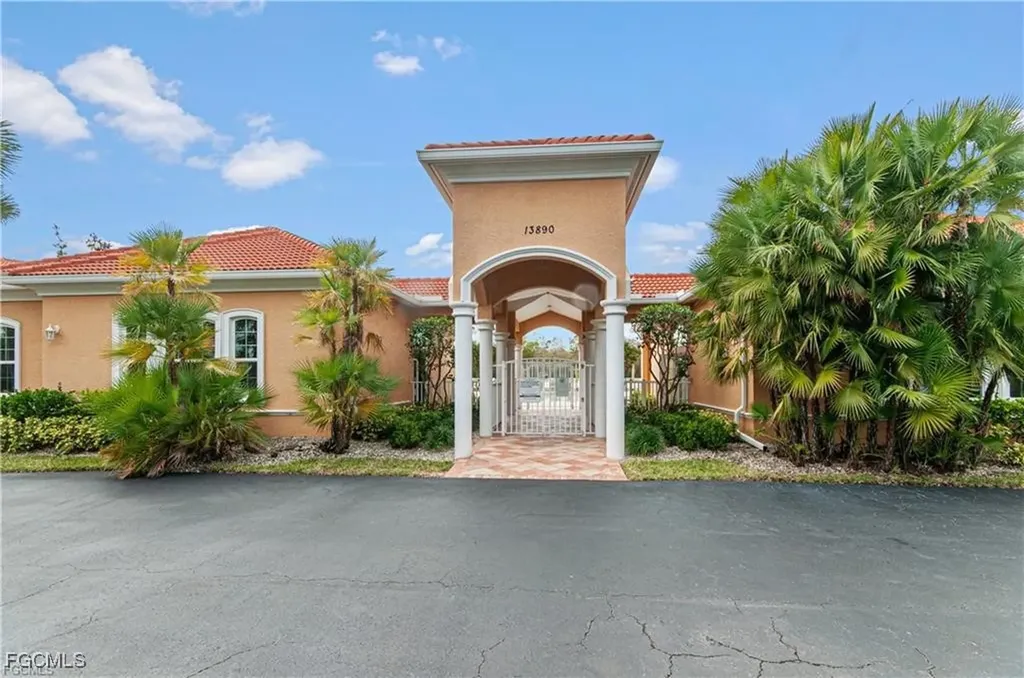 13930 Eagle Ridge Lakes Drive Fort Myers FL 33912