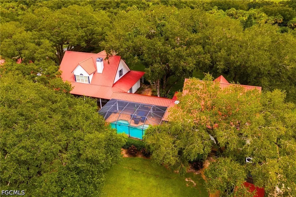 1444 Winchester Avenue E Labelle FL 33935