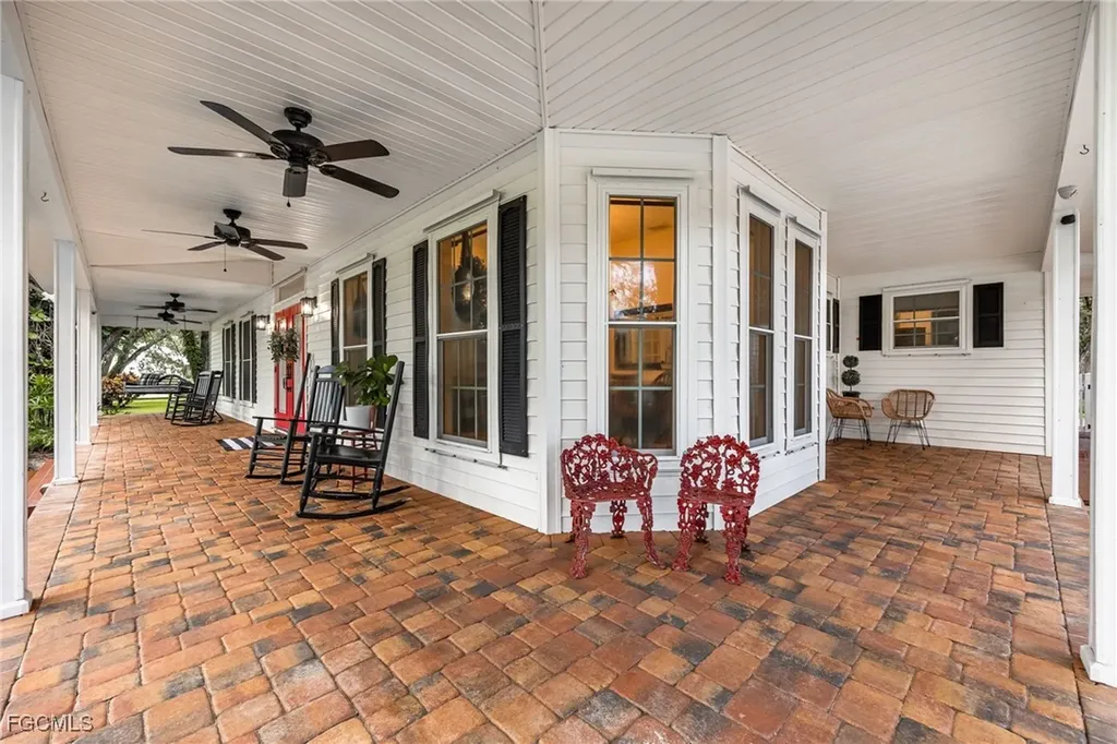 1444 Winchester Avenue E Labelle FL 33935