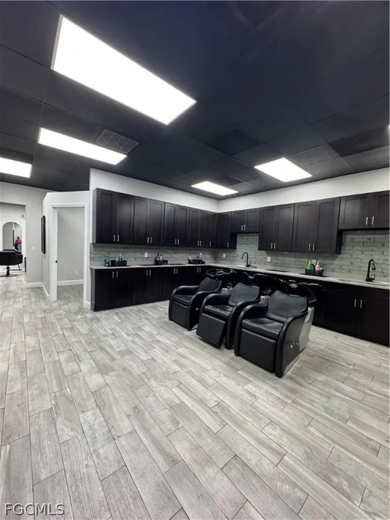 3820 Colonial Boulevard Fort Myers FL 33966
