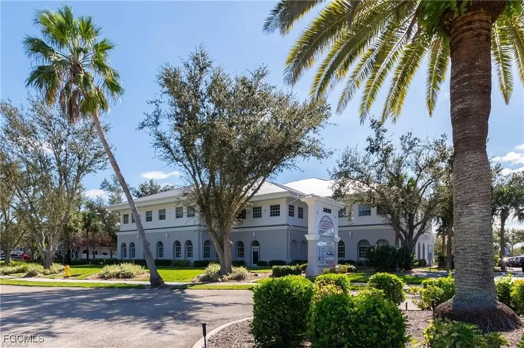 3820 Colonial Boulevard Fort Myers FL 33966