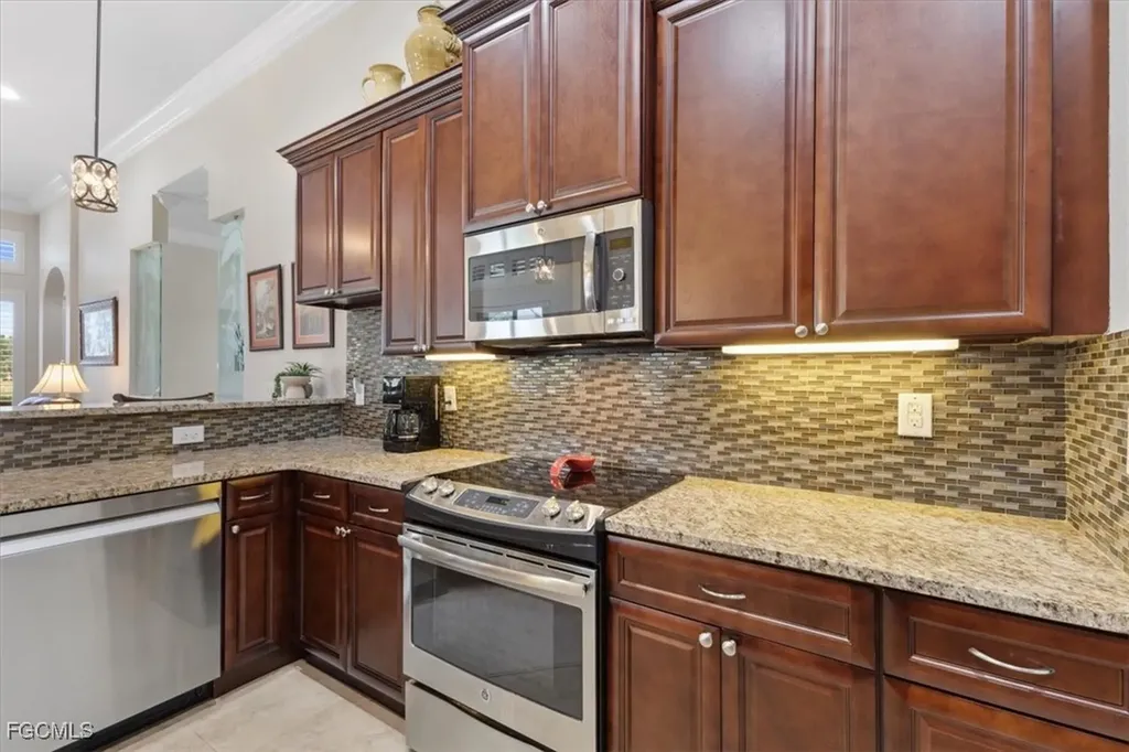 3380 Chestnut Grove Drive Alva FL 33920