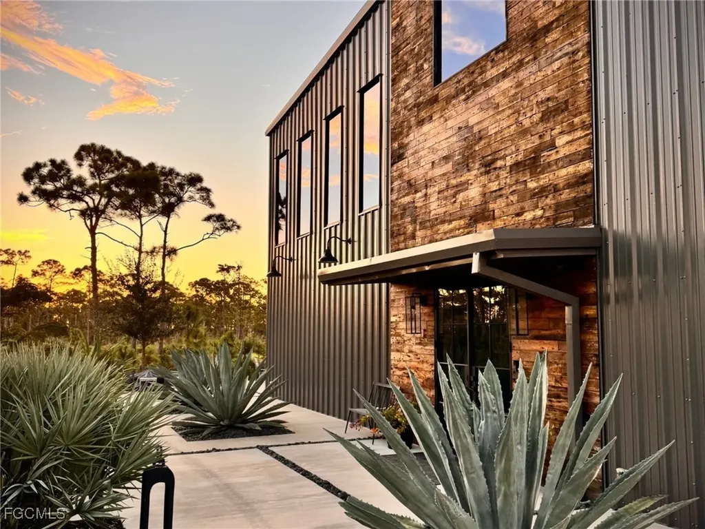 ST. James City FL, 4412 Pinetree Boulevard