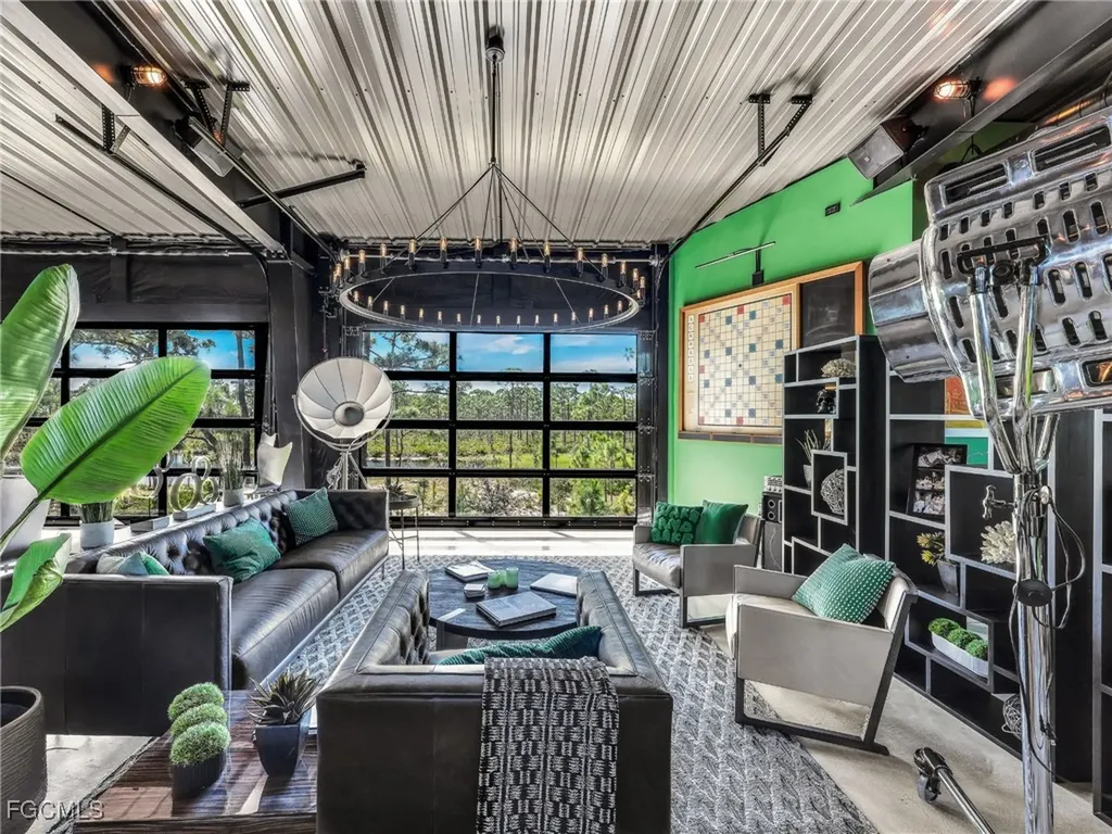 4412 Pinetree Boulevard St. James City FL 33956