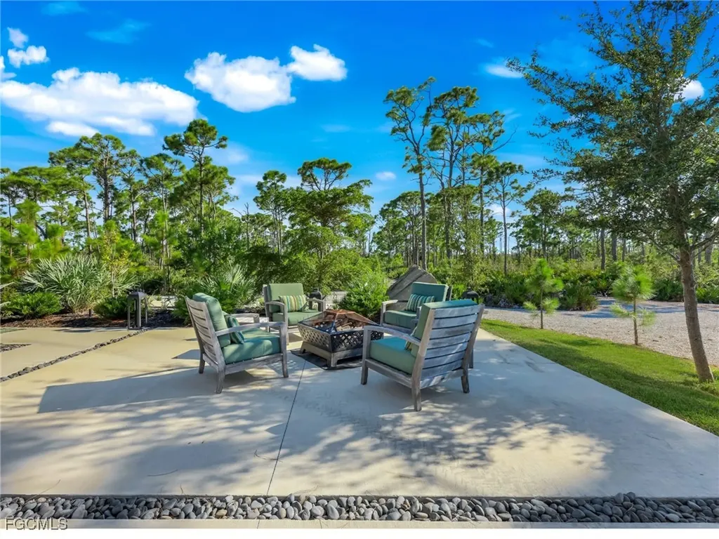 4412 Pinetree Boulevard St. James City FL 33956