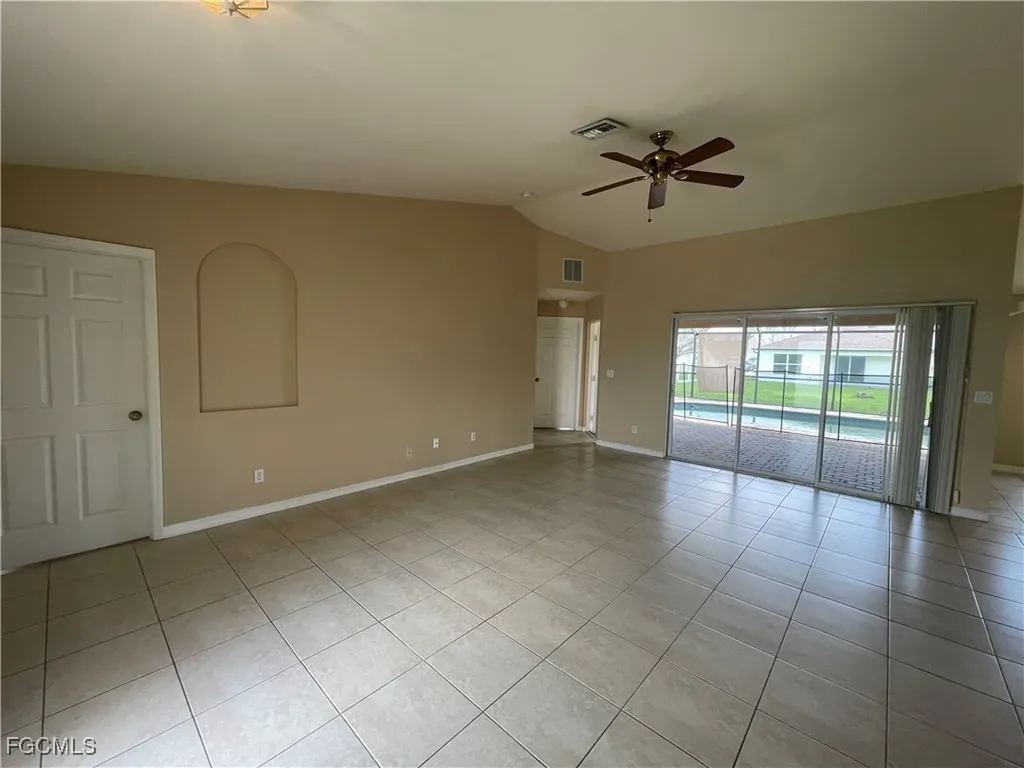 630 SW 28th Terrace Cape Coral FL 33914