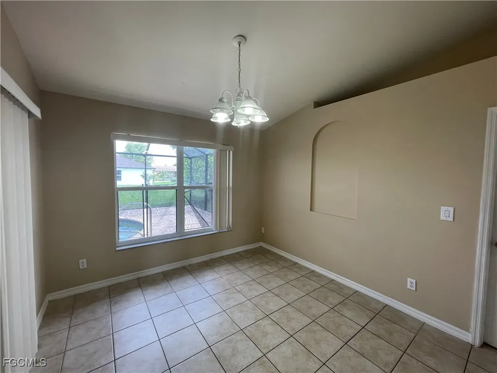 630 SW 28th Terrace Cape Coral FL 33914
