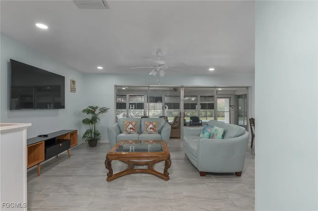 510 SW 51st Terrace Cape Coral FL 33914