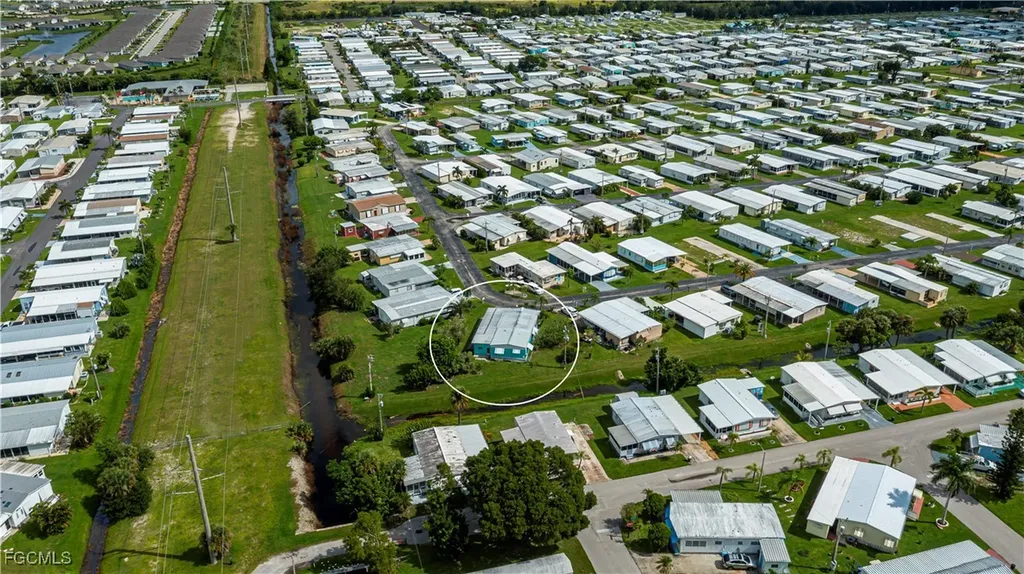 3204 Pluto Circle North Fort Myers FL 33903