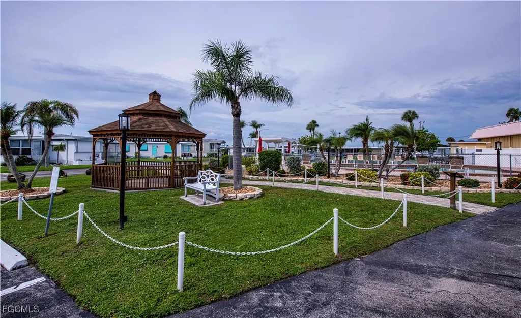 3204 Pluto Circle North Fort Myers FL 33903