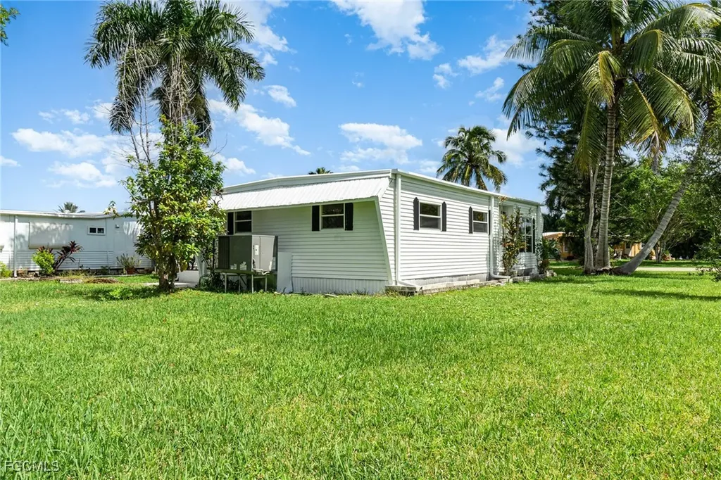 91 Twin Palms Drive Naples FL 34114