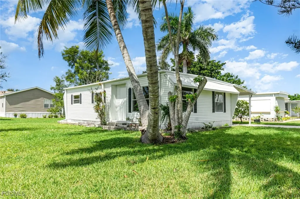 91 Twin Palms Drive Naples FL 34114