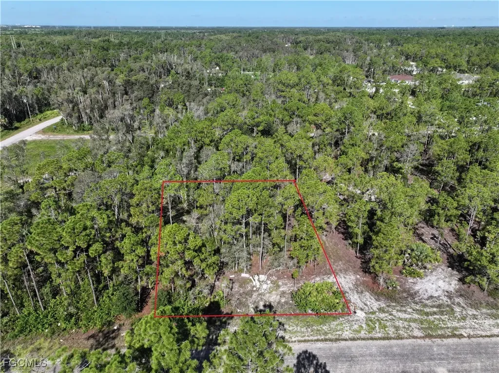 1010 Jernican Avenue Lehigh Acres FL 33974