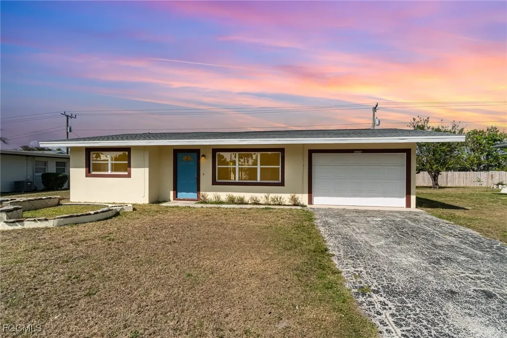 2225 Aldridge Avenue Fort Myers FL 33907