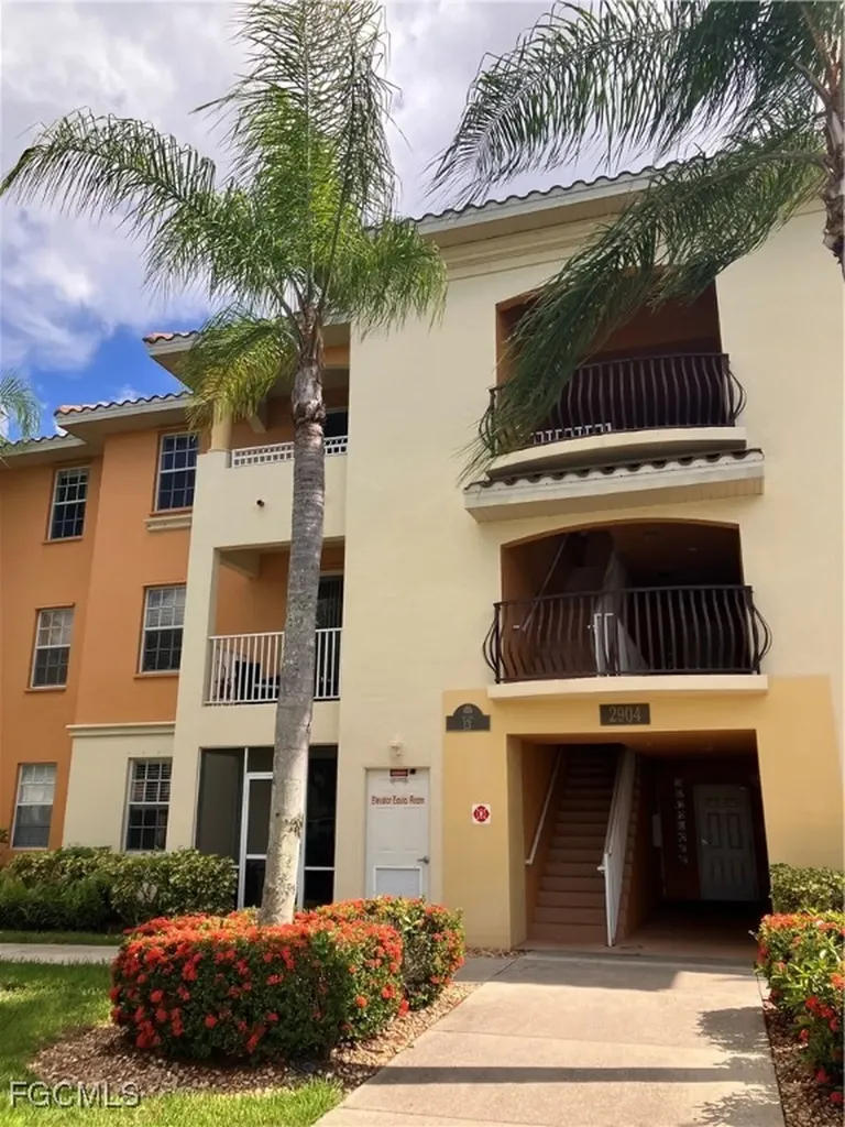2904 Tuscan Drive Cape Coral FL 33909