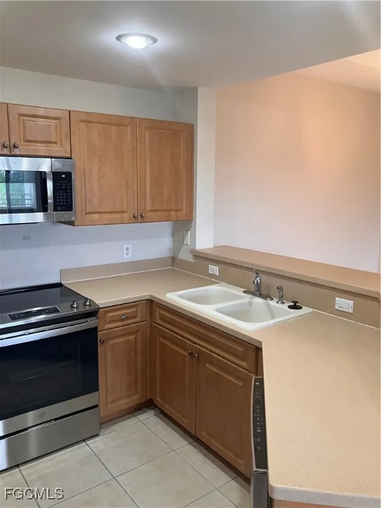 2904 Tuscan Drive Cape Coral FL 33909