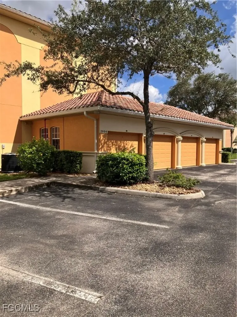 2904 Tuscan Drive Cape Coral FL 33909