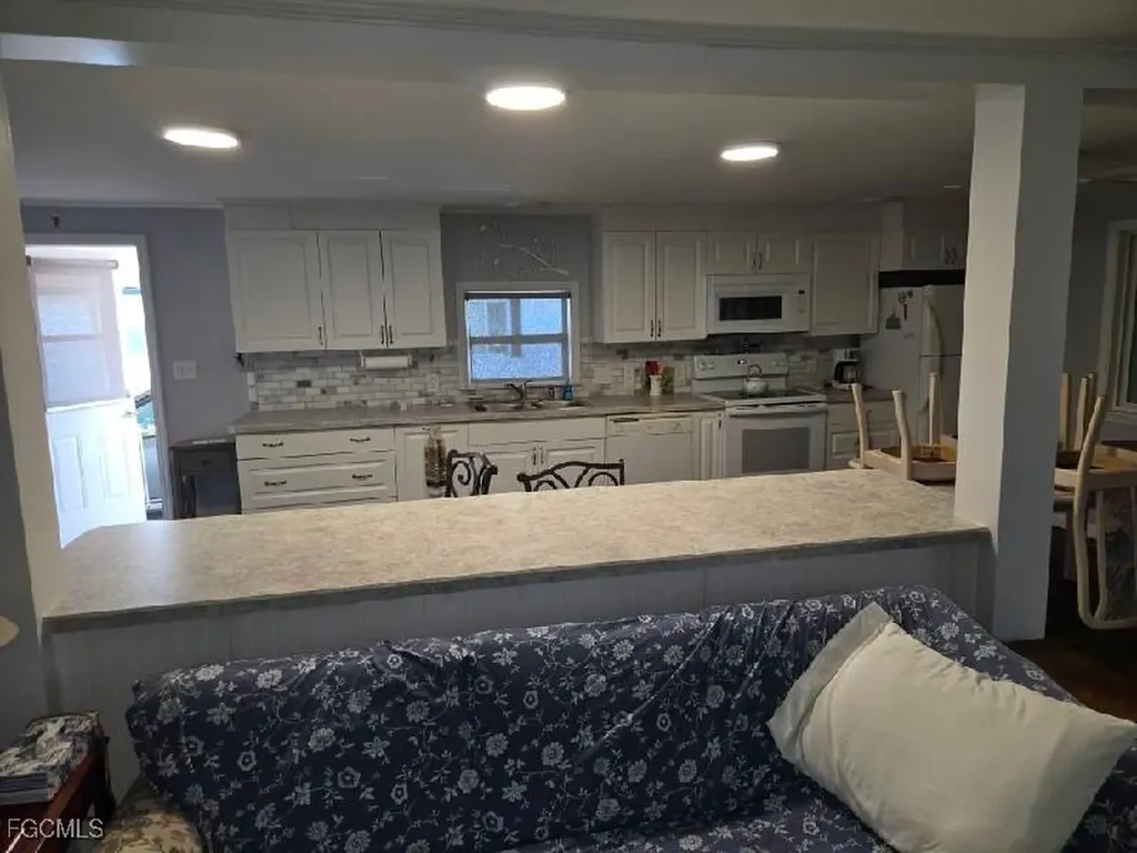 9 Elder Street Alva FL 33920