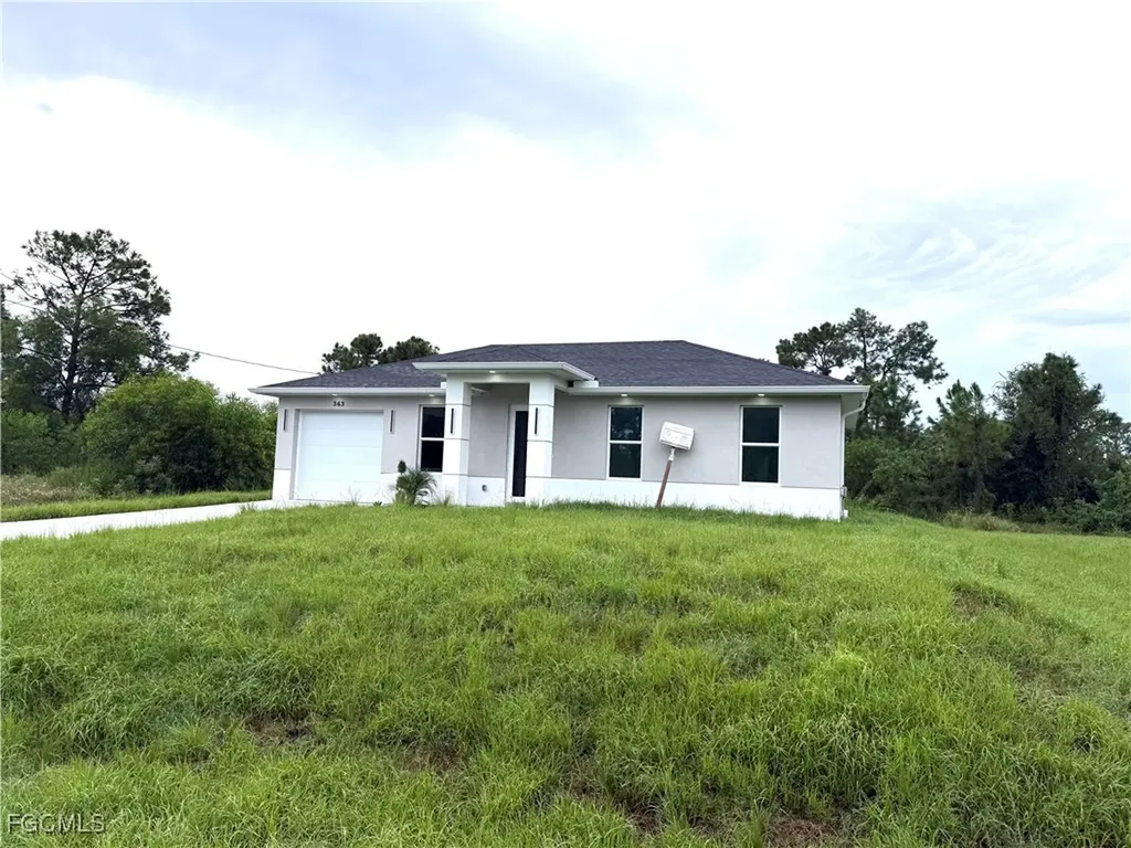 363 Hermosa Avenue Lehigh Acres FL 33974
