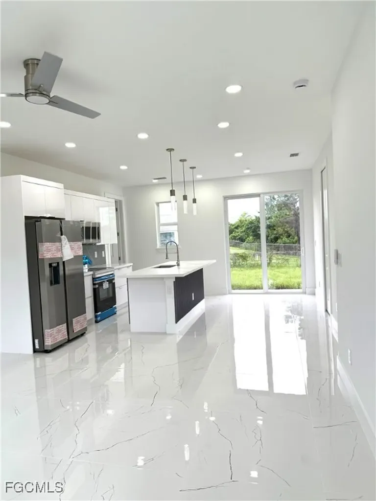 363 Hermosa Avenue Lehigh Acres FL 33974