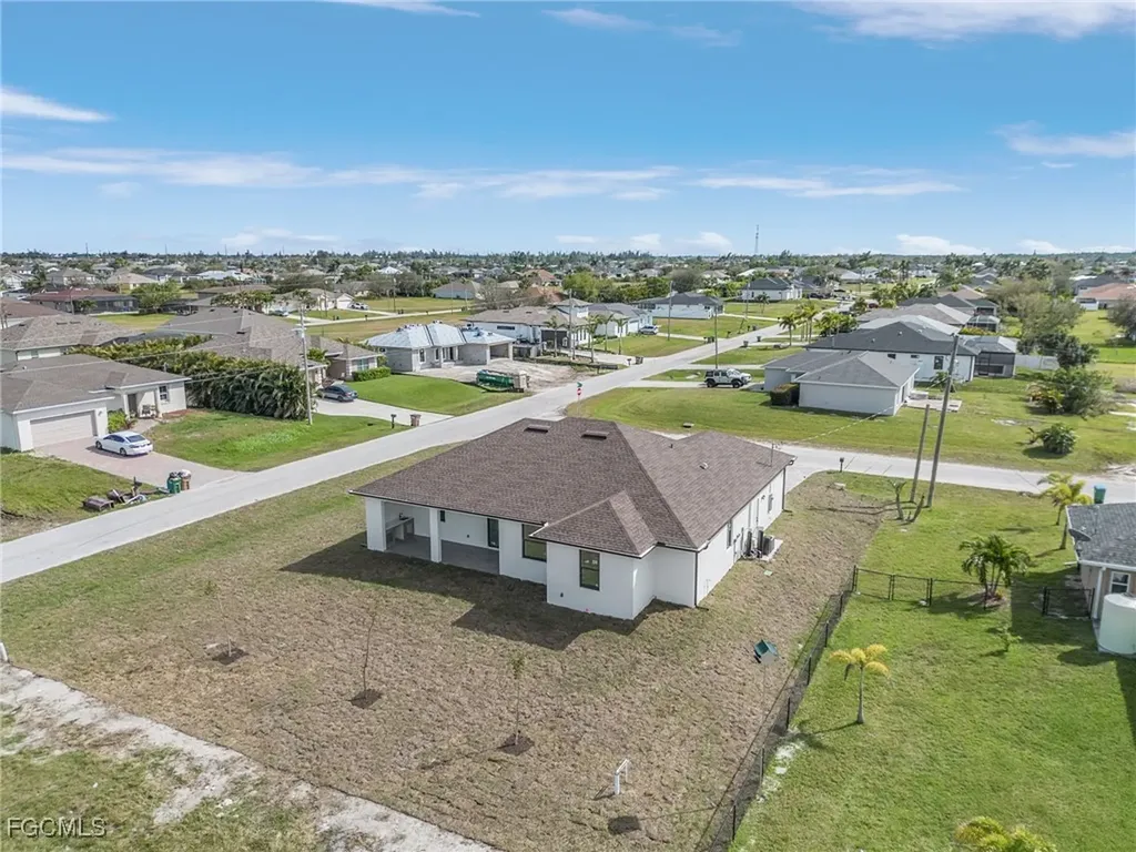 2721 NW 3rd Street Cape Coral FL 33993