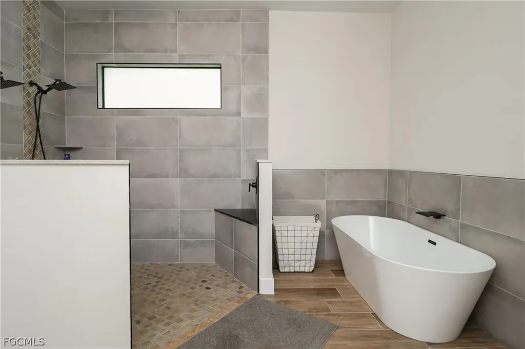 19401 Witts End Alva FL 33920