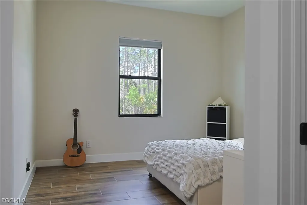 19401 Witts End Alva FL 33920