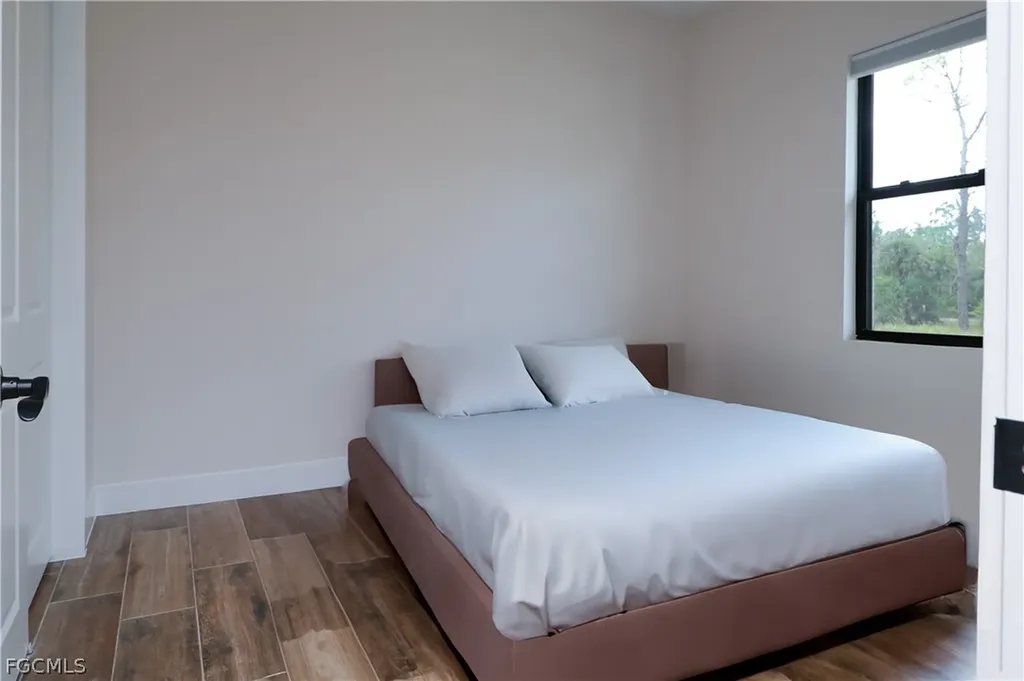 19401 Witts End Alva FL 33920