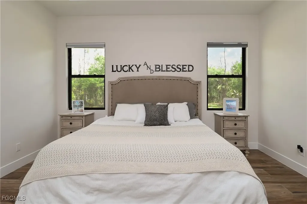 19401 Witts End Alva FL 33920