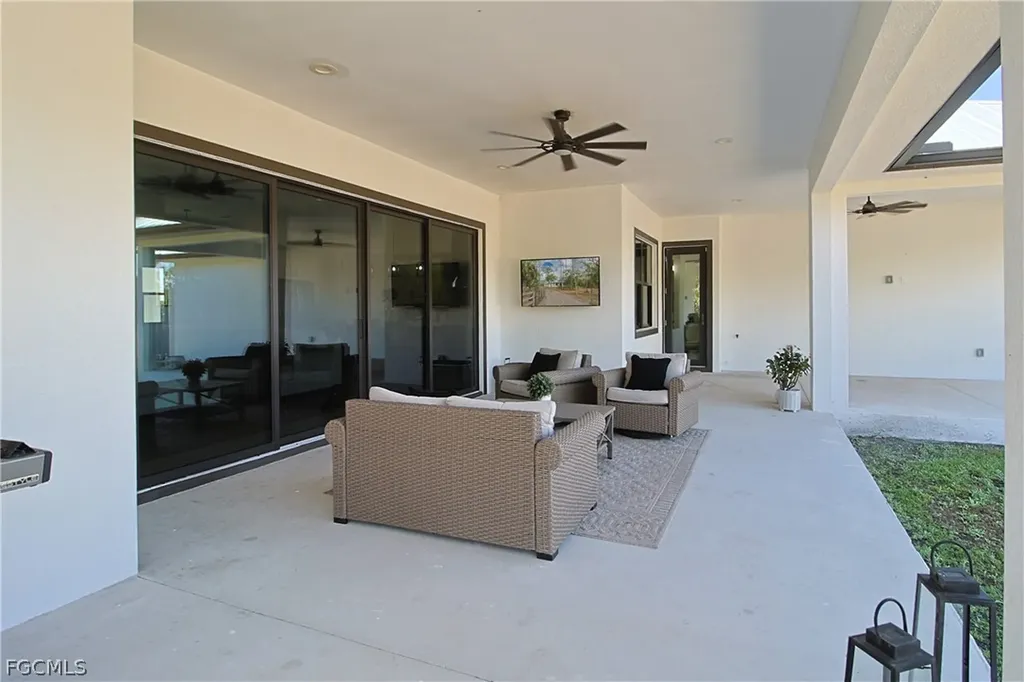 19401 Witts End Alva FL 33920